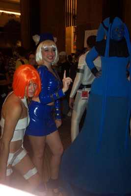 			<B>Lee-loo, Unknown, and Plavalaguna</B>
 from The Fifth Element